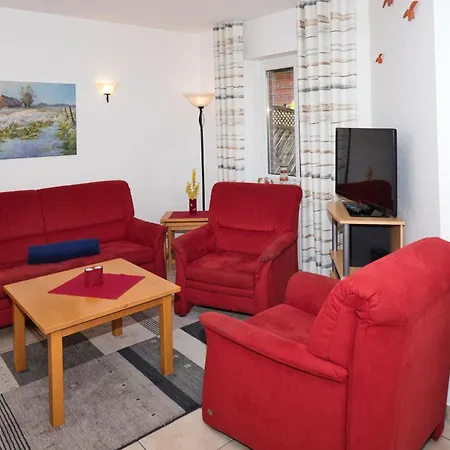 Dallacker 4, 6 Apartman *